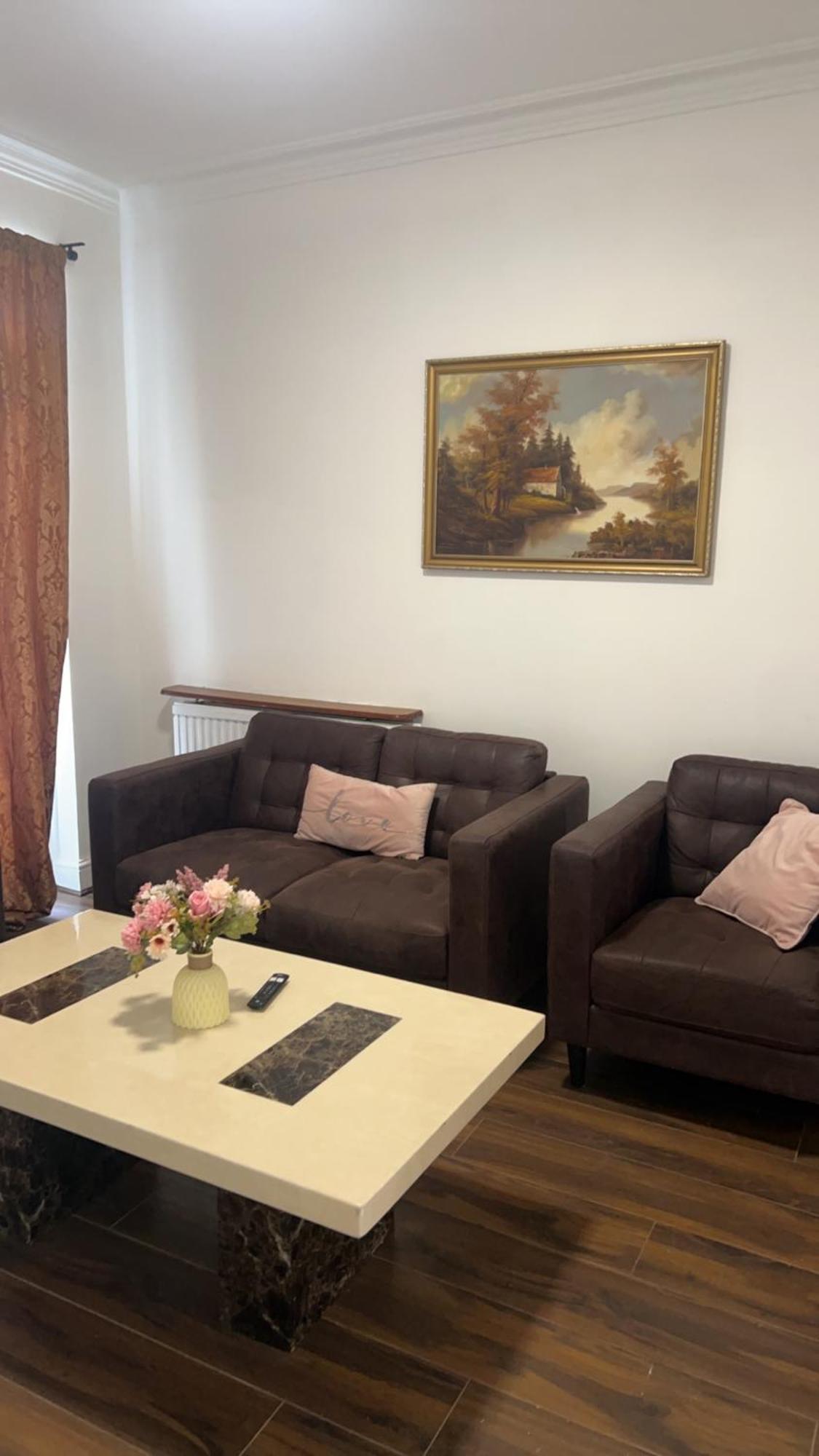 Apartment Waddon